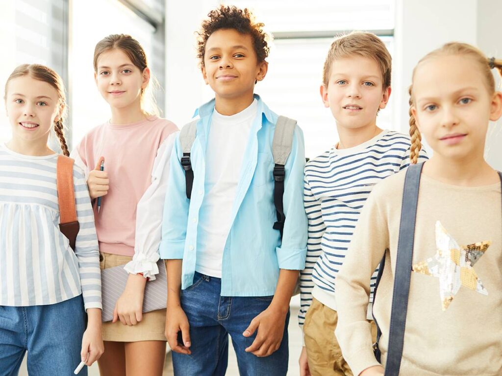 five-modern-middle-schoolers